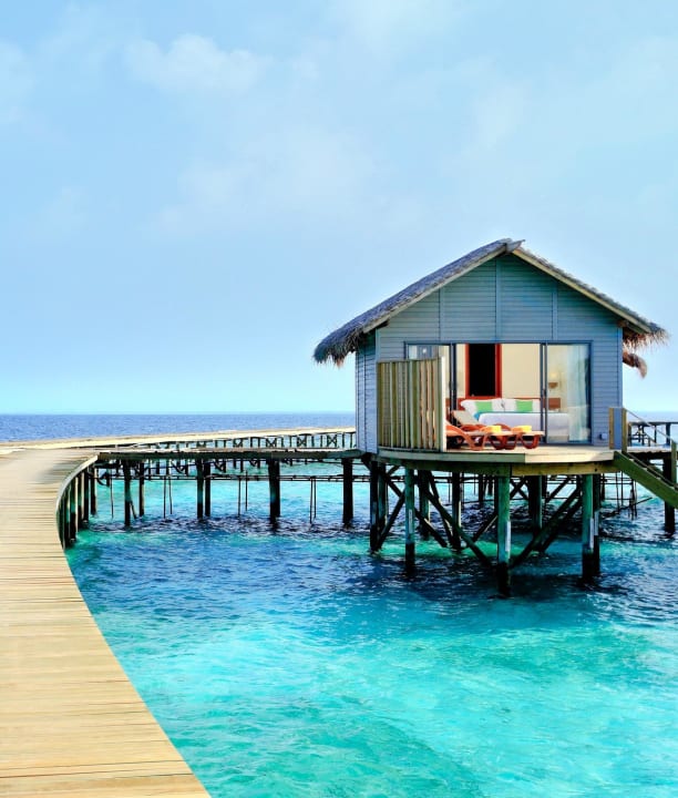 Deluxe Water Villa Außenbereich Centara Ras Fushi Resort & Spa Maldives