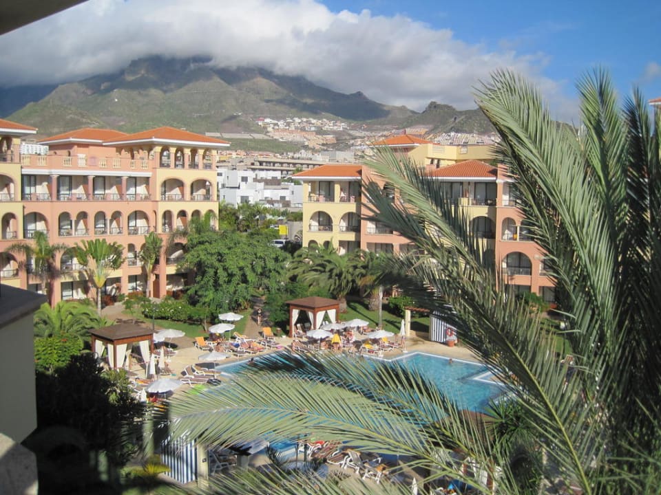Blick auf den Süsswasserpool  Iberostar Selection Anthelia