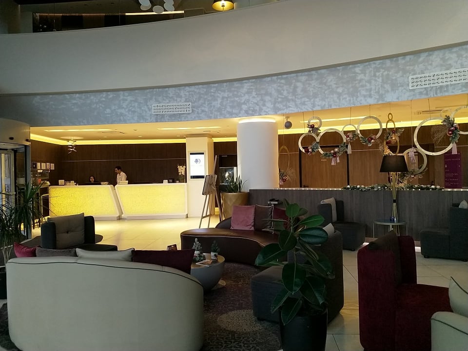 Lobby DoubleTree by Hilton Hotel Yerevan City Centre
