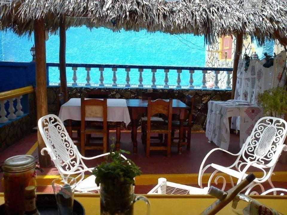 Restaurant and Bar area Casa Jorge Mendez Perez