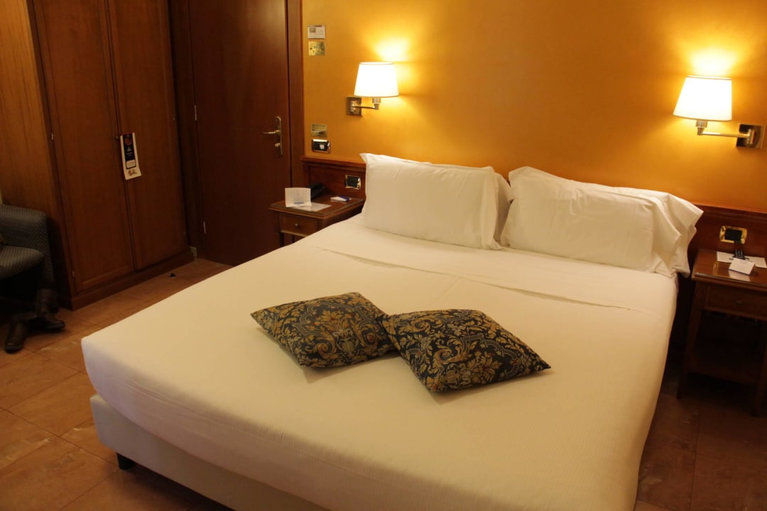 Doppelbett Hotel Galles