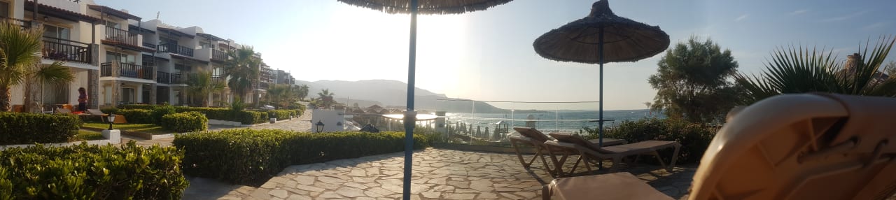 Ausblick Alexander Beach Hotel & Village Resort