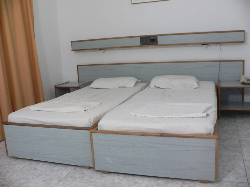 Elternschlafzimmer Ekaterini Hotel