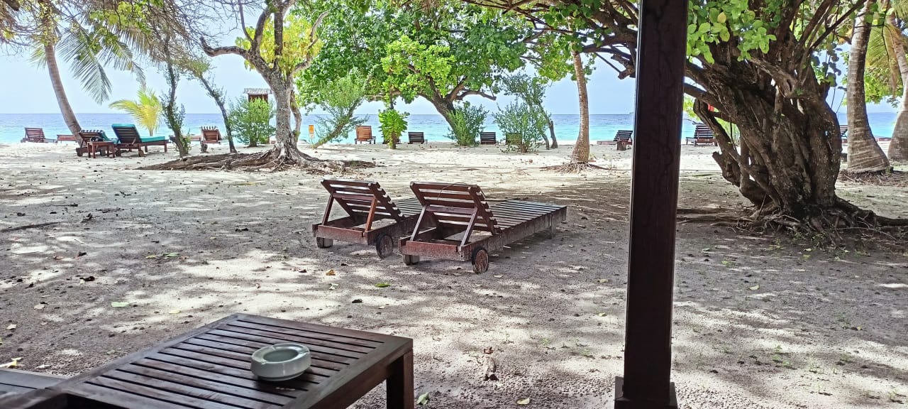 Strand Adaaran Select Meedhupparu Island Resort - Premium All Inclusive