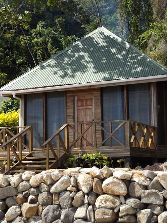 Bure Maleenga Resort