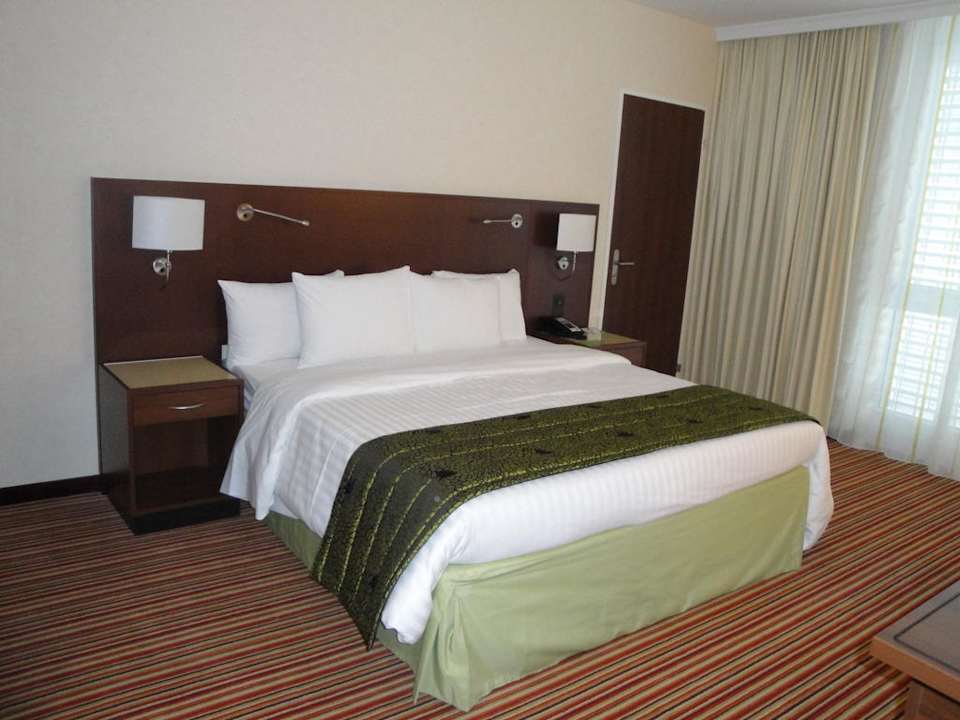 Doppelzimmer im 2. Stock Courtyard by Marriott Basel
