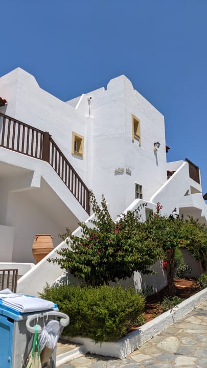 Außenansicht Alexander Beach Hotel & Village Resort