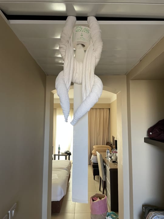 Zimmer Jaz Dar EL Madina