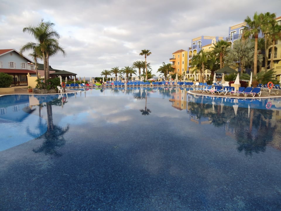 Pool Bahia Principe Sunlight Costa Adeje