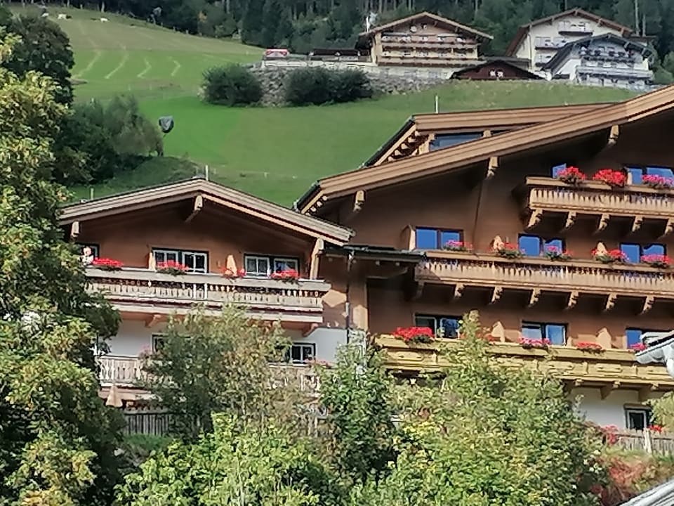 Außenansicht Gartenhotel Daxer