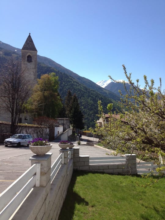 Blick vor dem Haus Pension Carola