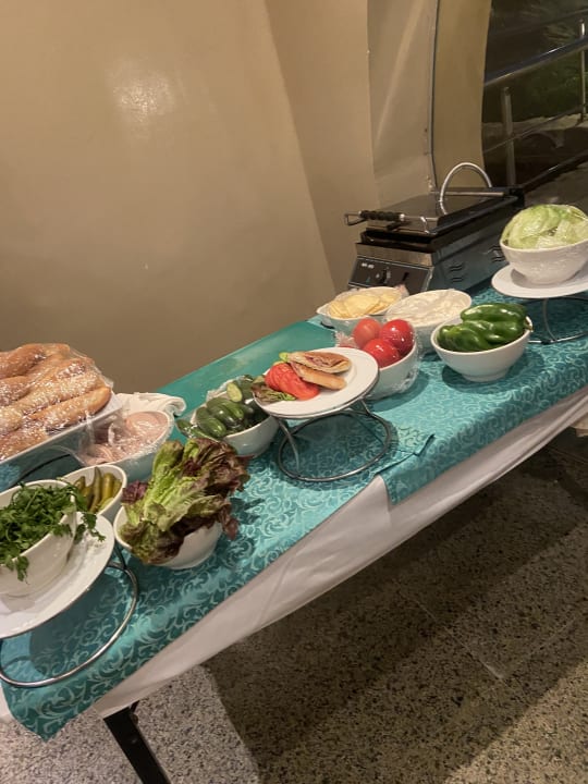 Gastro Three Corners Equinox Beach Resort