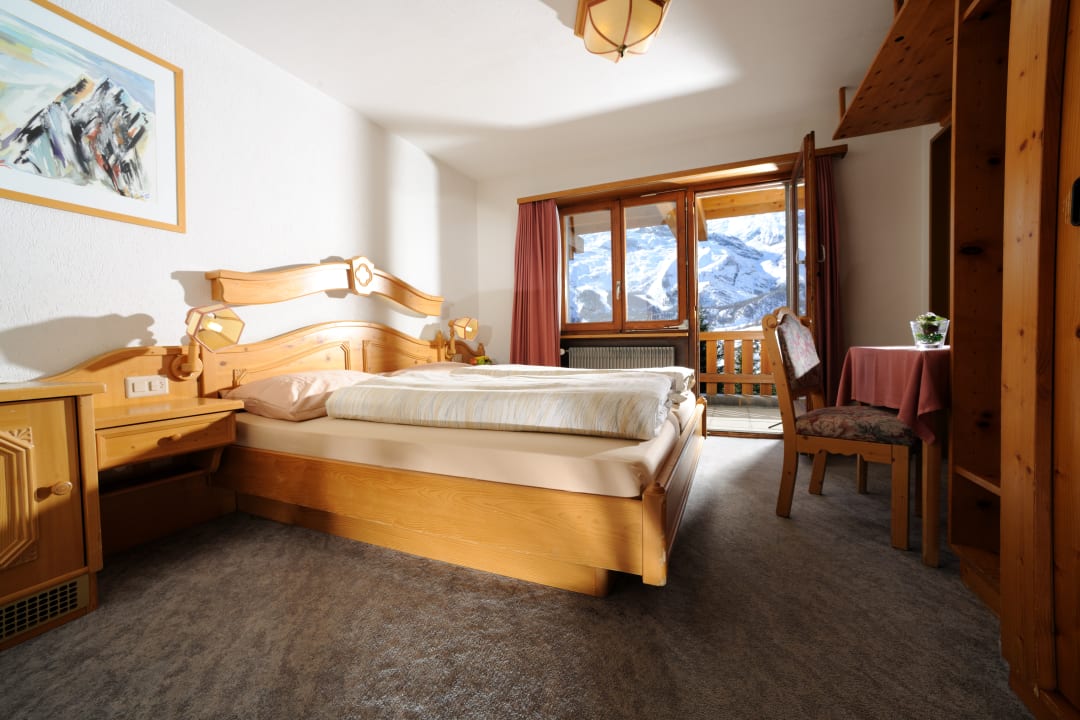 Zimmer Swiss Family Hotel Alphubel Saas-Fee