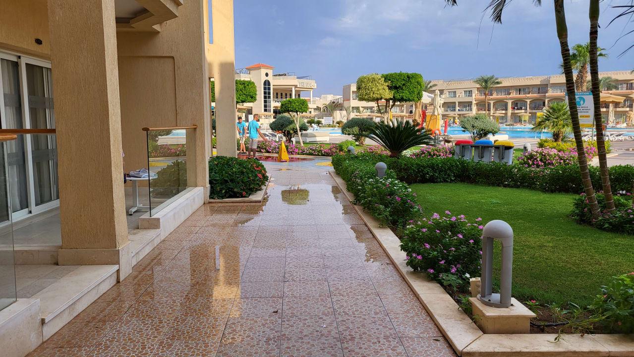 Gartenanlage Pickalbatros Royal Moderna Resort-Sharm El Sheikh