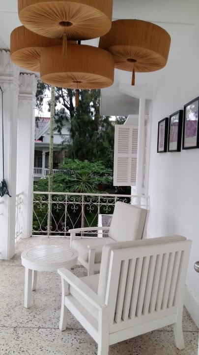 Balkon w suita Maison Homm Souvannaphoum Luang Prabang