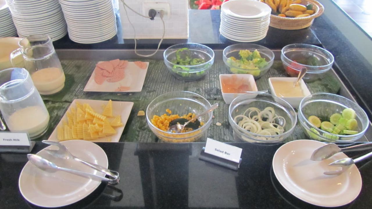 Leider 11 x das gleiche Frühstück 03 Best Western Premier Bangtao Beach Resort & Spa