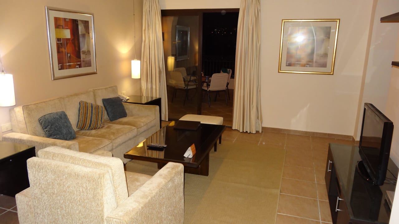 Unser Wohnzimmer JAZ Neo Saraya Palms