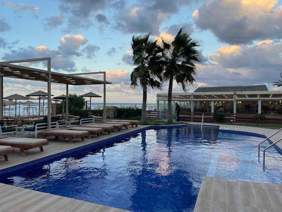 Pool Cretan Beach Resort