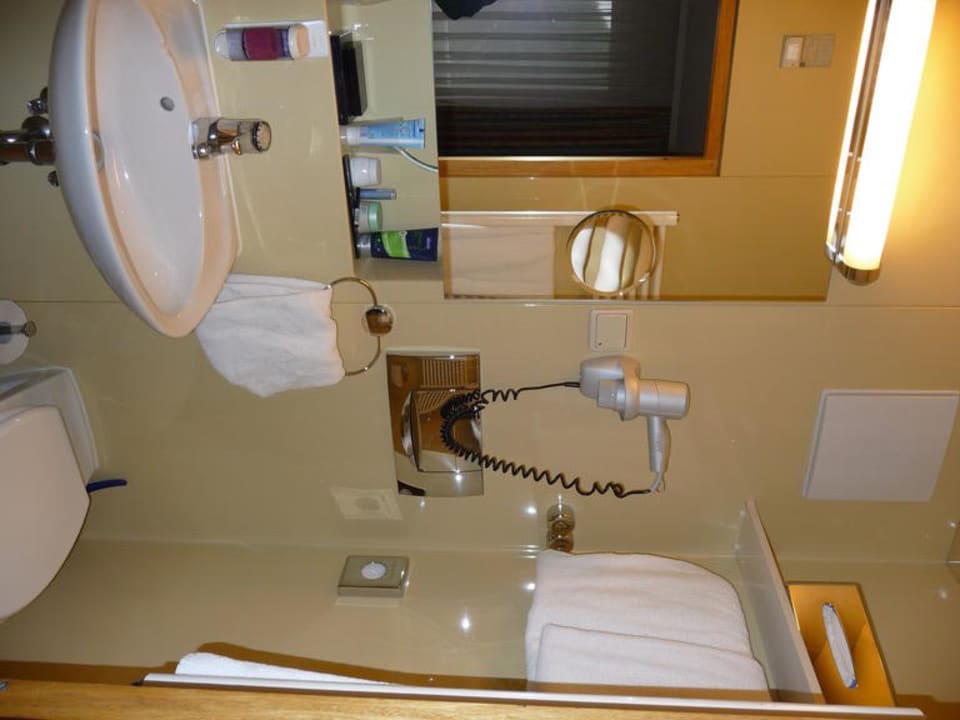 Nasszelle - Plastikbox Hotel Aurora Garni