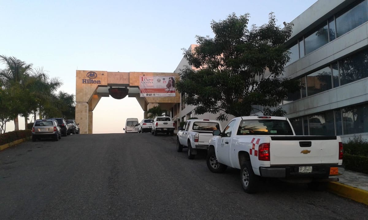 Podjazd Hotel Hilton Villahermosa & Conference Center