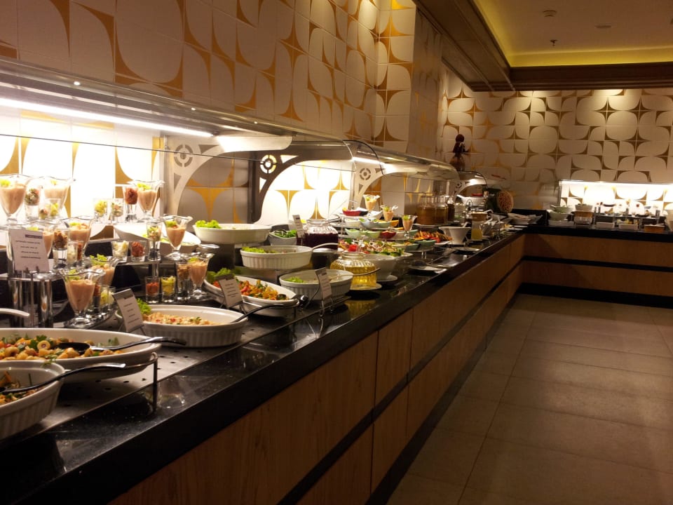 Buffet Xanadu Resort Hotel