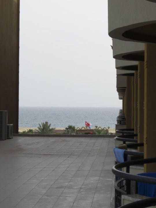Ausblick von einer Seite Hotel Royal Dragon