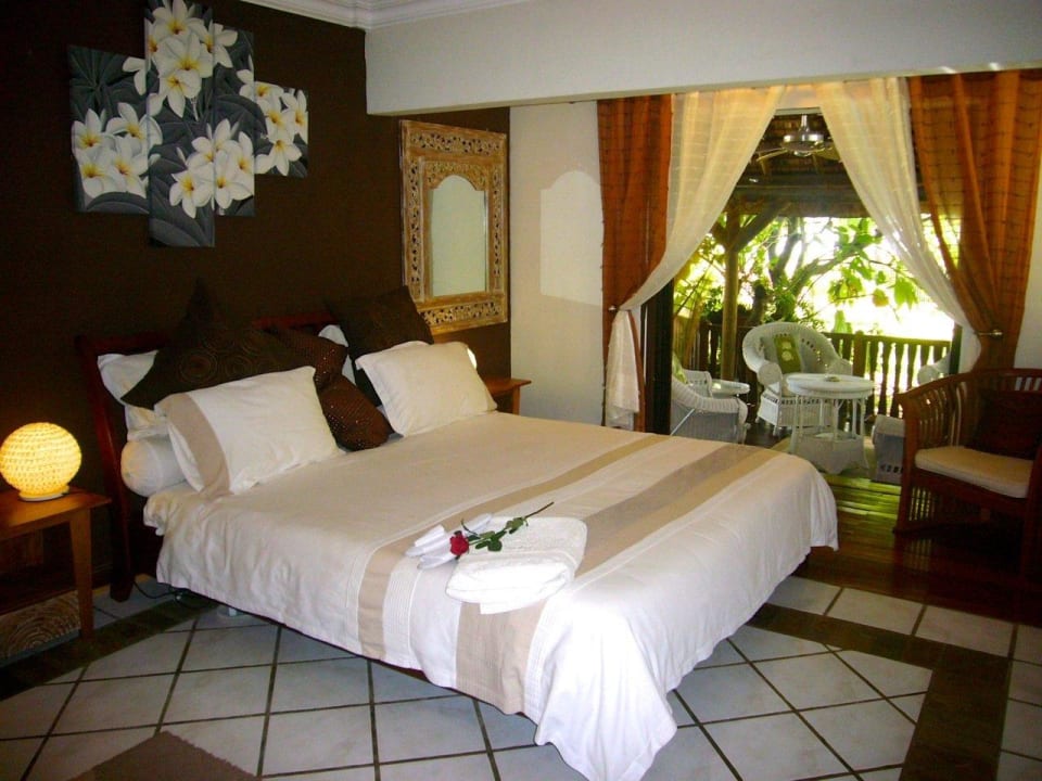 Chambre Principal Villa & Studio Cazalines