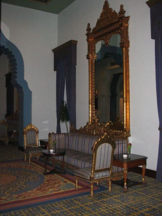 Foyer Cairo Marriott Hotel & Omar Khayyam Casino
