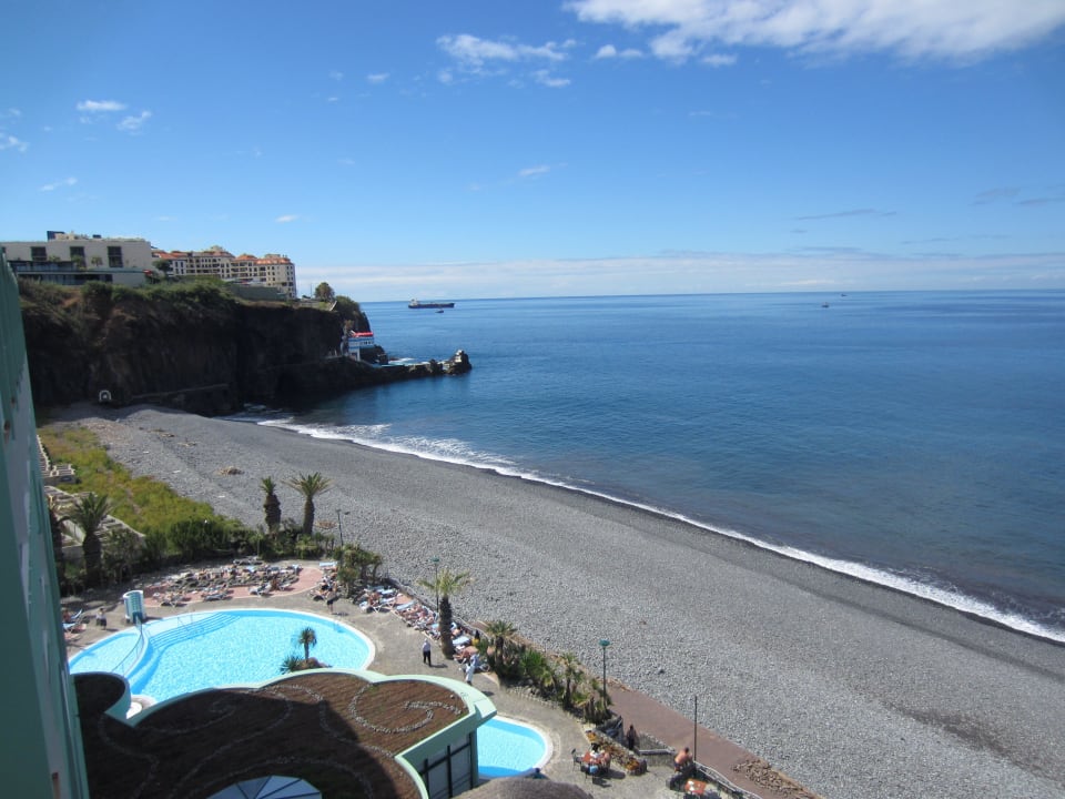 Blick nach links von Zimmer 701 Pestana Ocean Bay All Inclusive
