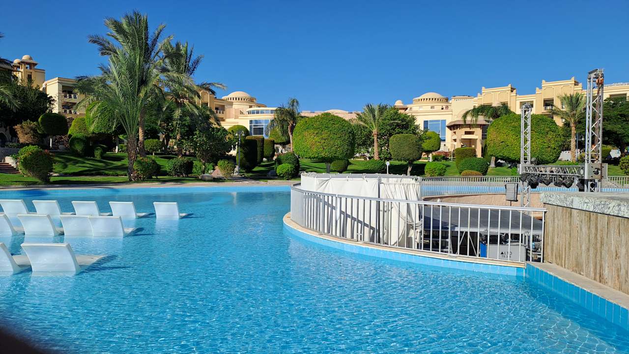 Außenansicht Serenity Alpha Beach