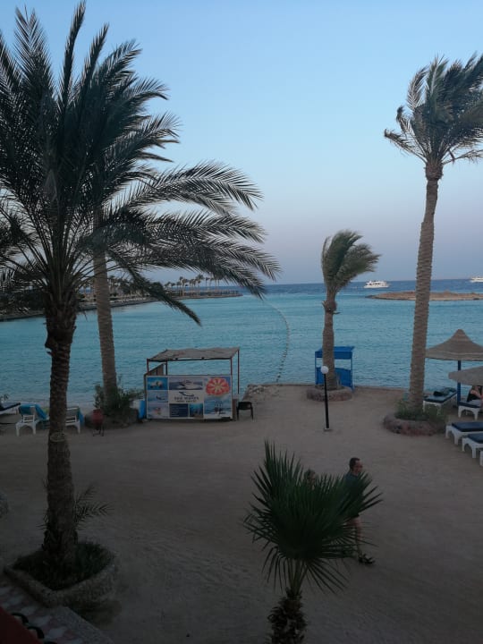 Strand Arabia Azur Resort