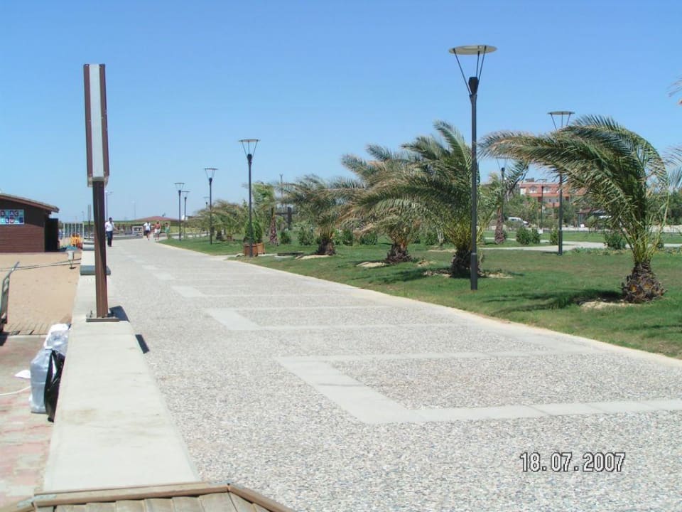 Neue Strandpromenade Hane Family Resort
