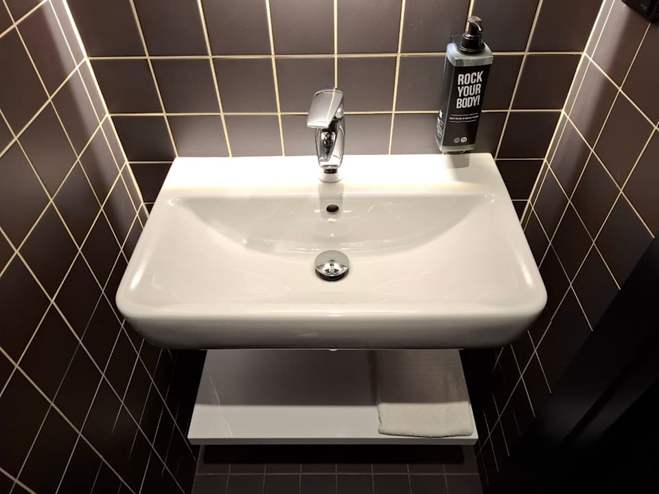 Zimmer ibis Lviv Center