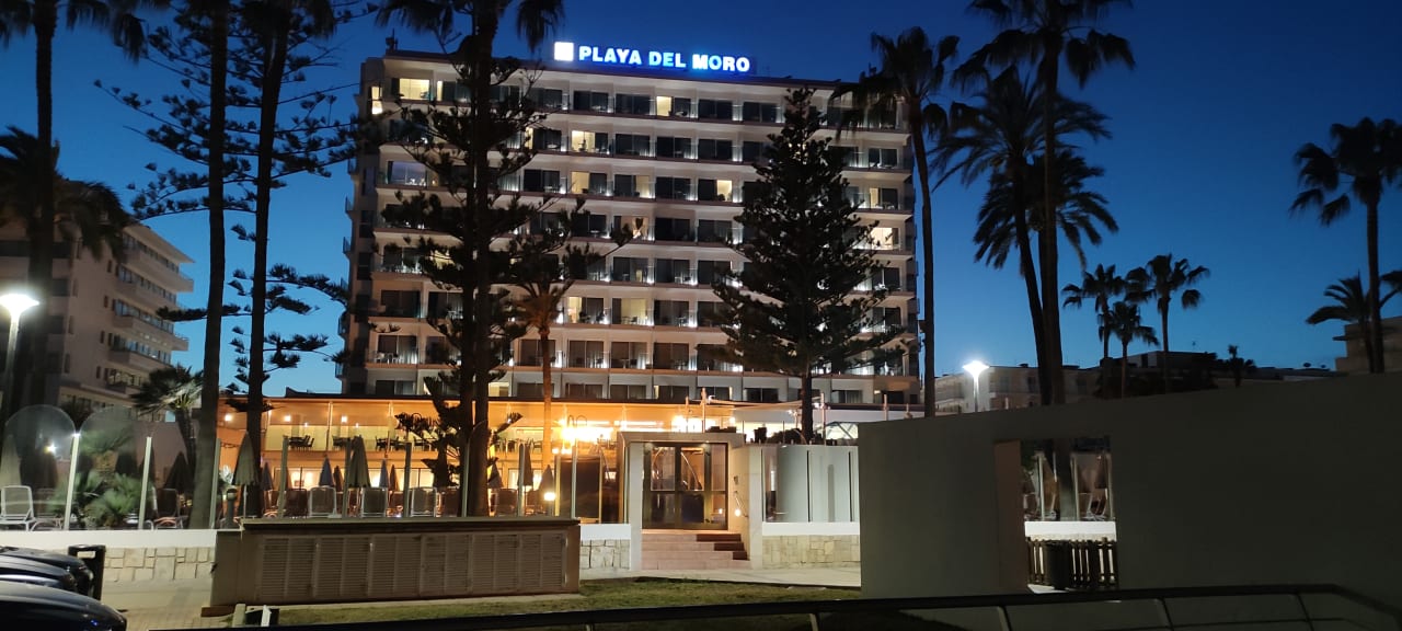 Außenansicht CM Playa del Moro