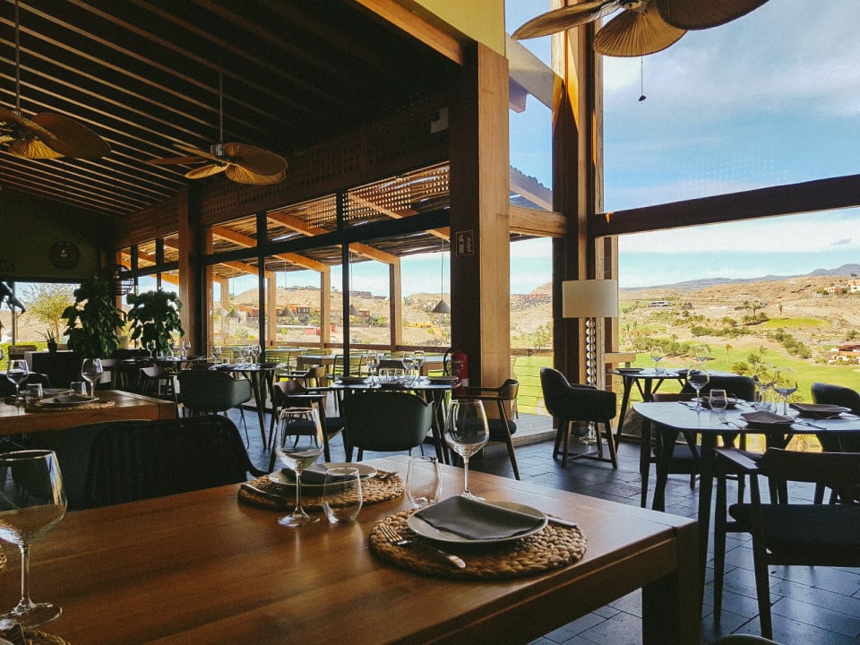 Gastro Salobre Hotel Resort & Serenity