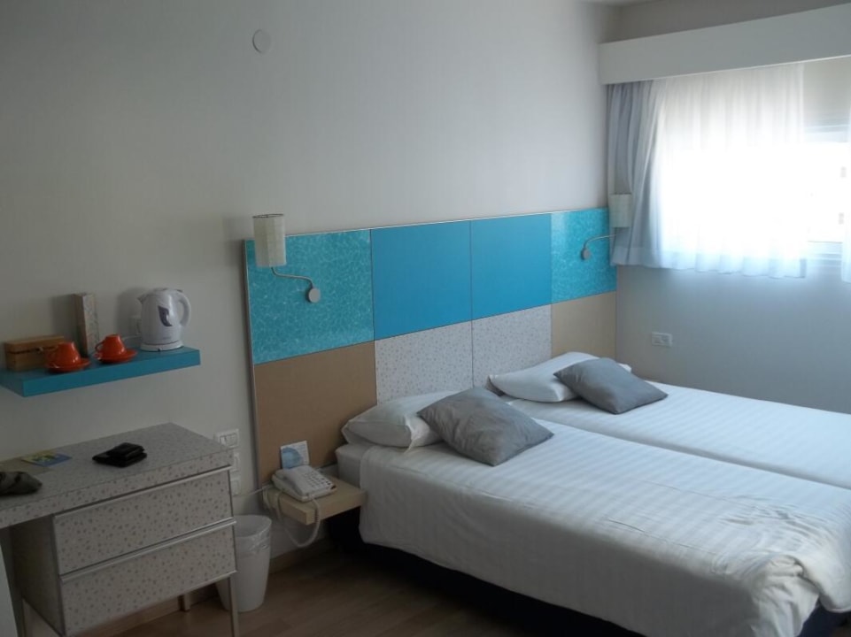 Zwei bequeme Betten Hotel Prima City