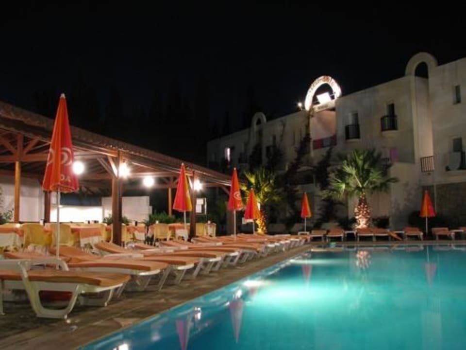 Basen  Natur Garden Hotel