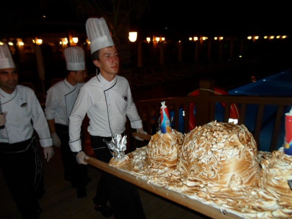 Eisbombe Dizalya Palm Garden