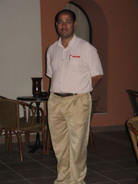 Ahmed der Chefkellner Jaz Dar EL Madina