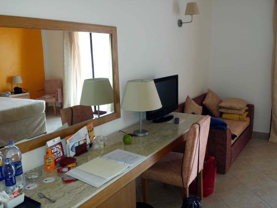 Großes Zimmer Hotel Gorgonia Beach Resort