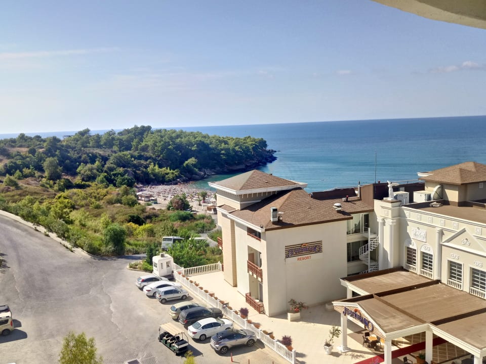 Strand Laguna Beach Alya Resort & Spa Hotel