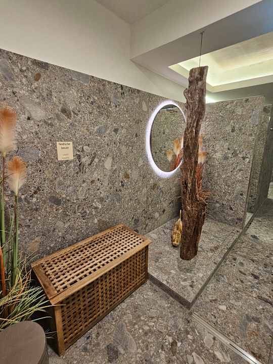 Pool Hotel City Krone