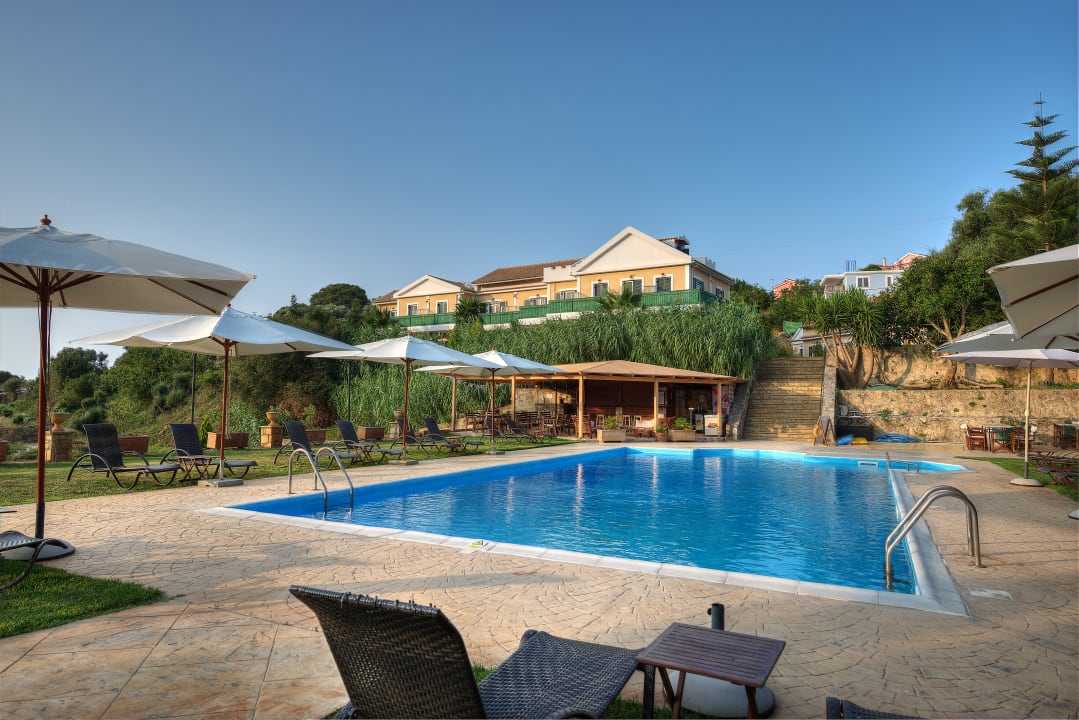 Pool Vassaliki Naturist Club