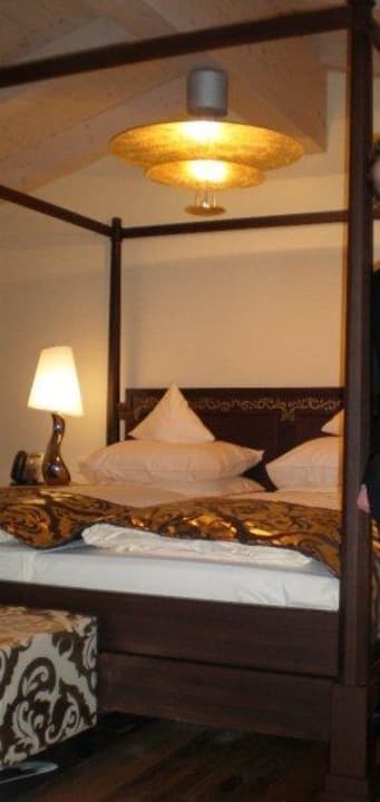 Himmelbett Präsidentensuite The Alpine Palace