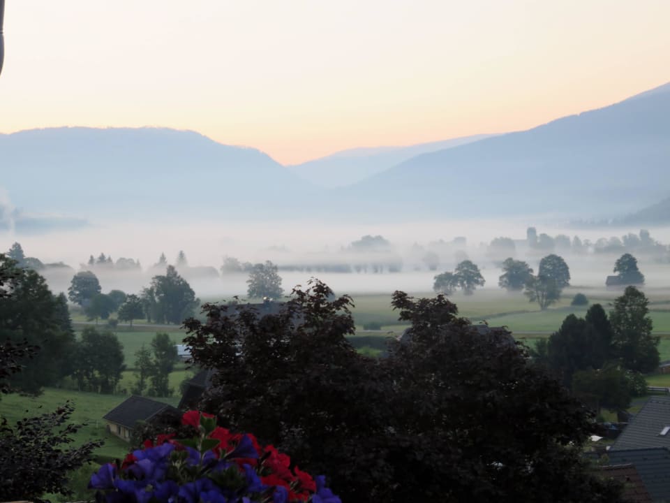 Balkonblick im Morgenrot Hotel & Restaurant Wastlwirt