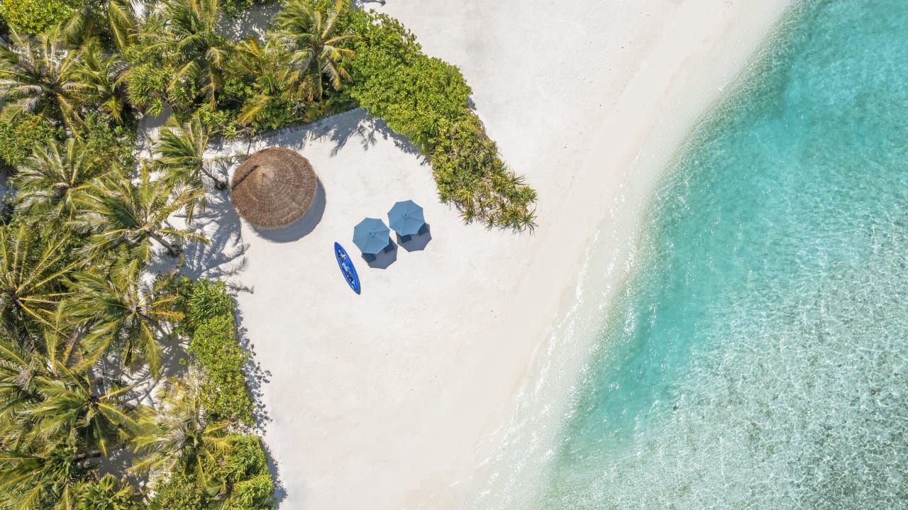 Strand Naladhu Private Island Maldives