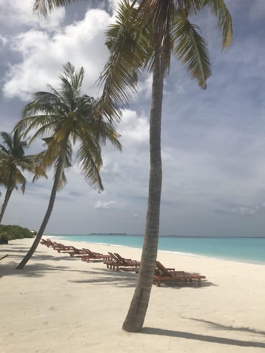 Strand vorm Restaurant Hondaafushi Island Resort