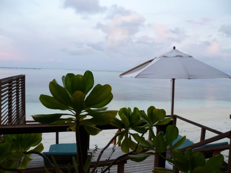 Von der Watervilla auf's Meer Meeru Maldives Resort Island