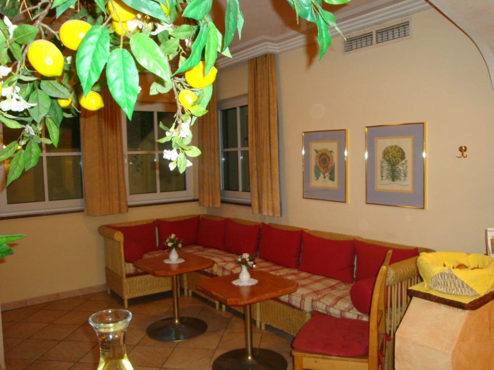 Sitzecke im Saunabereich Hotel Hubertushof