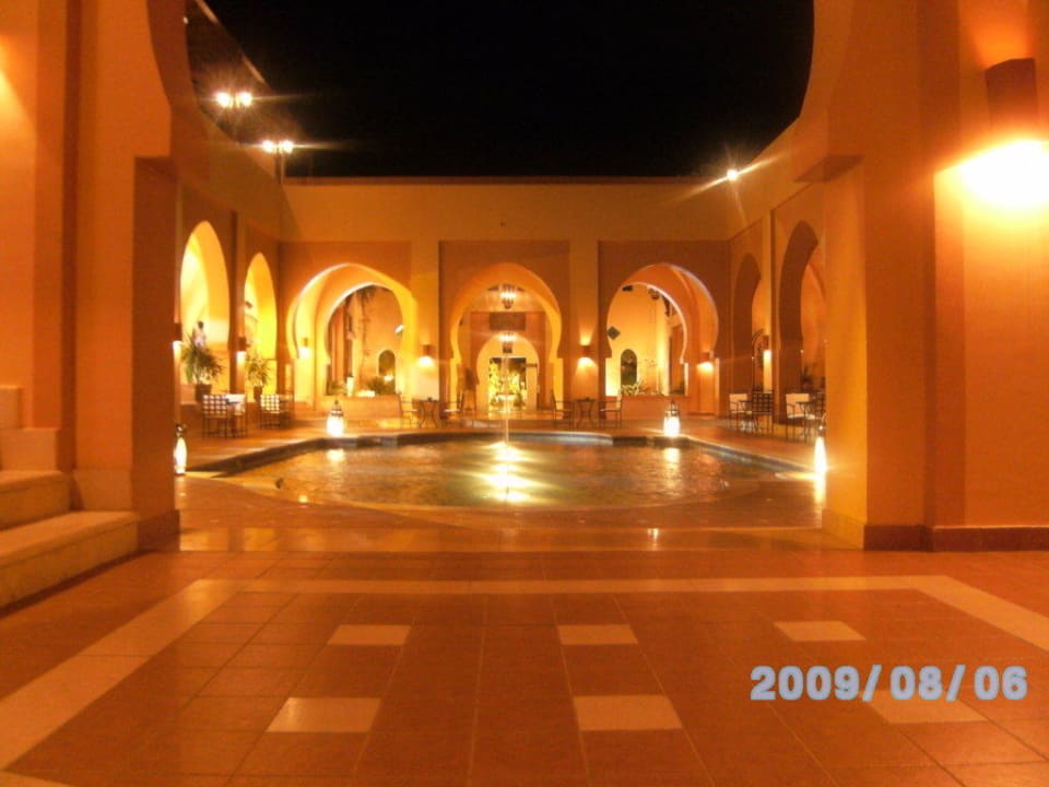 Lobby bei Nacht Steigenberger Coraya Beach - Adults only